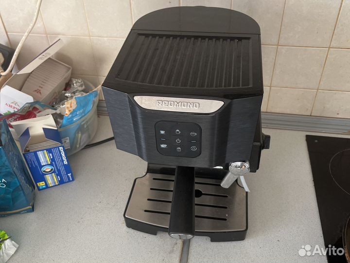 Кофе Машина redmond RCM-1511