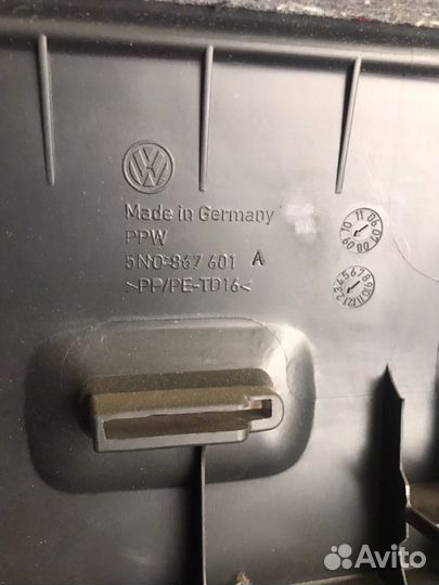 Обшивка двери багажника Vw Tiguan 5N 2.0 TSI