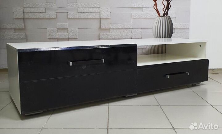 Тумба тв 1,4м, 2,0м
