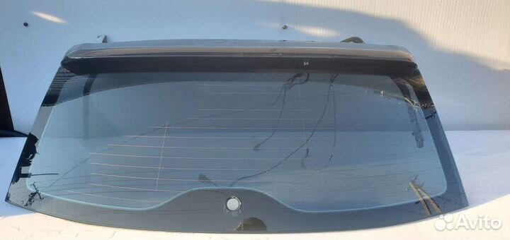 Стекло крышки багажника Volkswagen Touareg GP 7L6