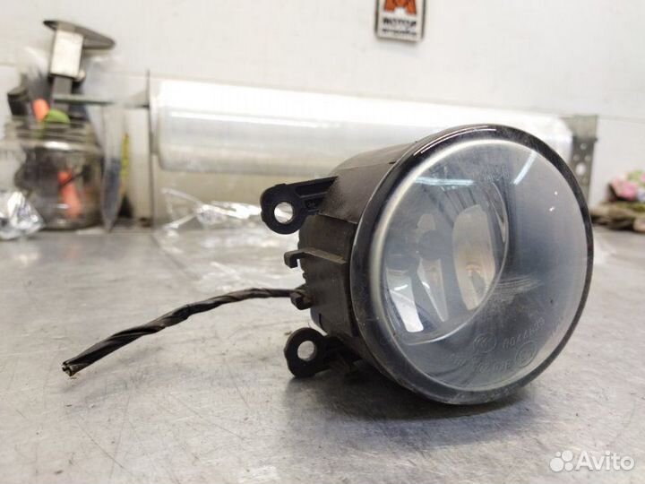 Фара противотуманная передняя Ford Focus 2 хетчбэк