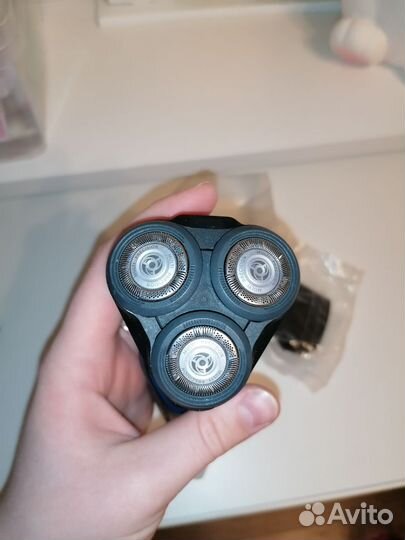 Электрическая бритва Philips Series 5000
