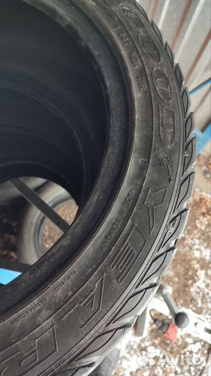 Goodyear Eagle RV-F 215/55 R17