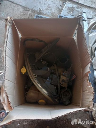 Фара, вакуумник, датчик холостого хода