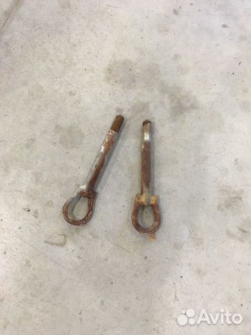 Крюк буксировочный на Приору