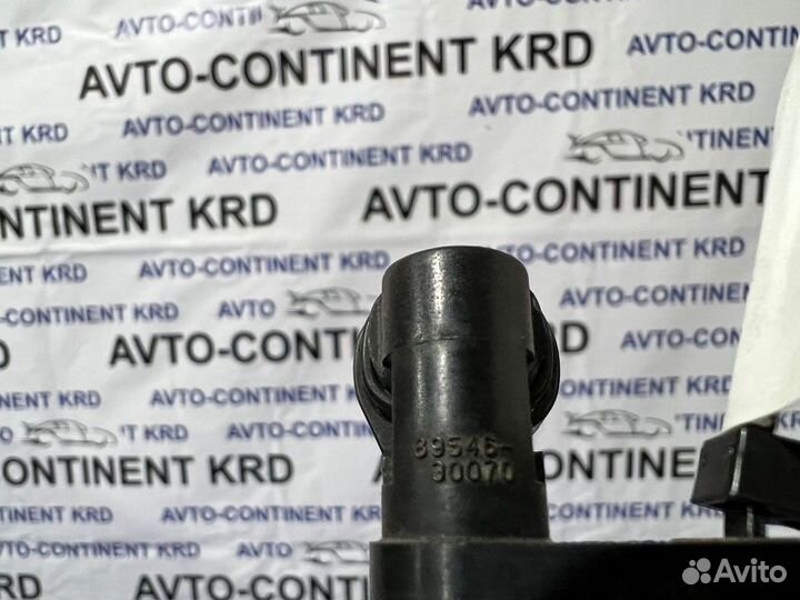 Датчик abs задний левый Toyota Mark X GRX120 4GR