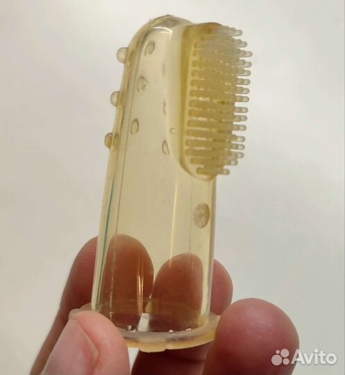 Силиконовая зубная щётка на палец