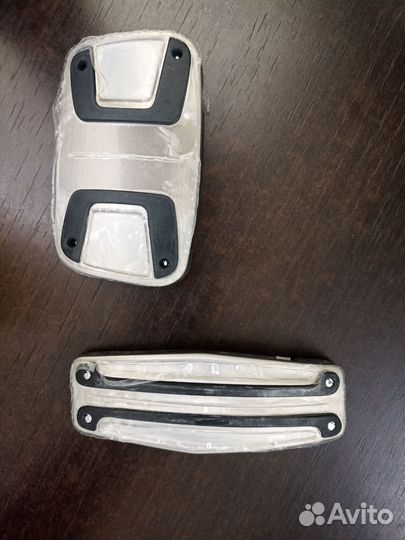 Комплект накладок на педали aveo t300, cobalt