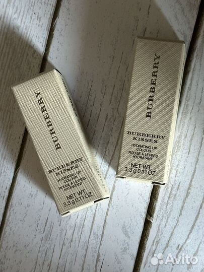 Burberry Lips Kisses Помада для губ 29