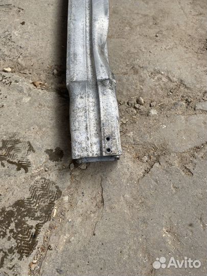 Усилитель бампера передний Audi A5