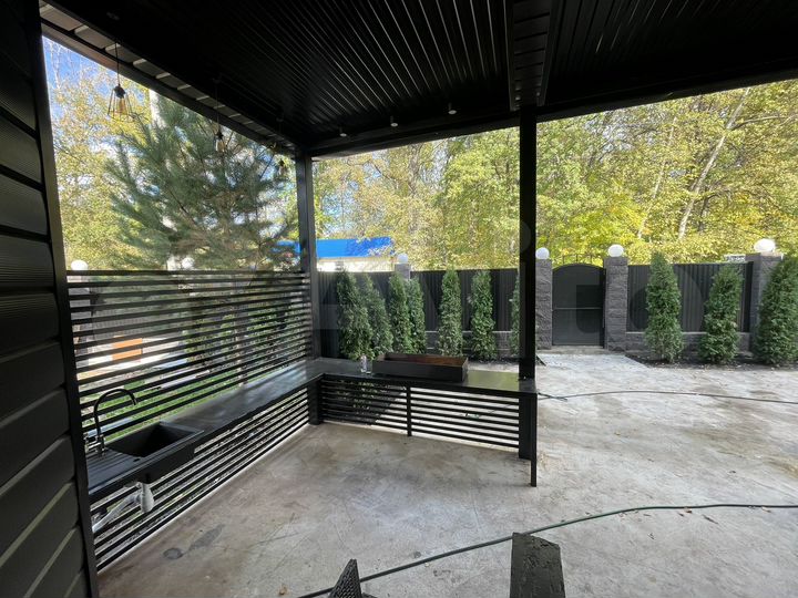 Дом 224 м² на участке 6 сот.