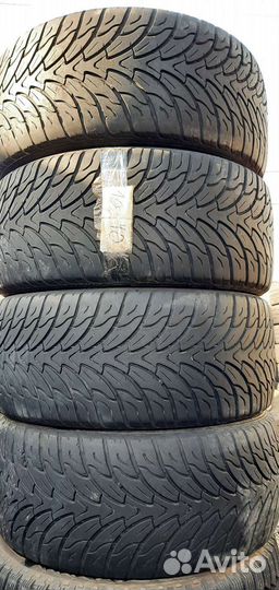 Atturo AZ800 285/45 R18 111W