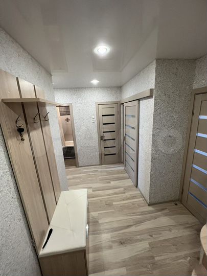 2-к. квартира, 47 м², 8/9 эт.