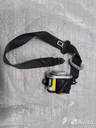 Ремень безопасности водительский Nissan