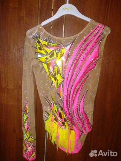 Купальник для художественной гимнастики