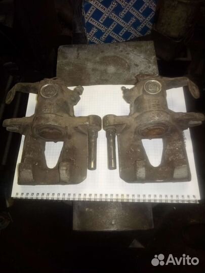 Задние суппорта Opel Zafra Astra GM 796877