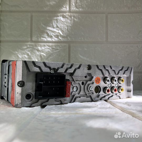 Автомагнитола Pioneer с Блютузом