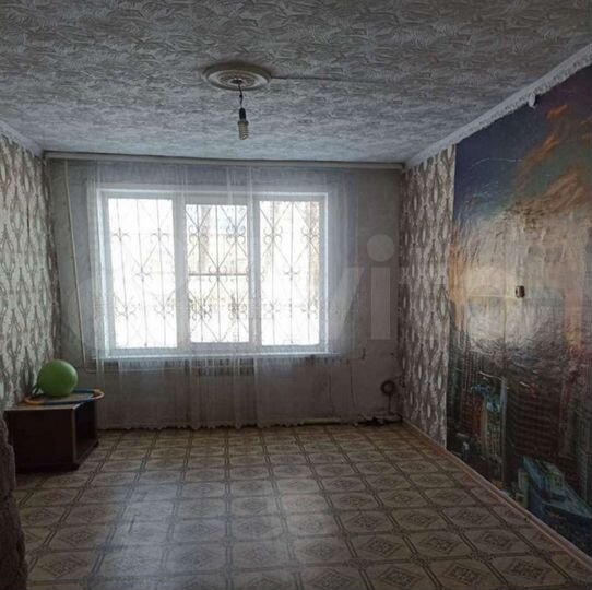 3-к. квартира, 60 м², 1/2 эт.