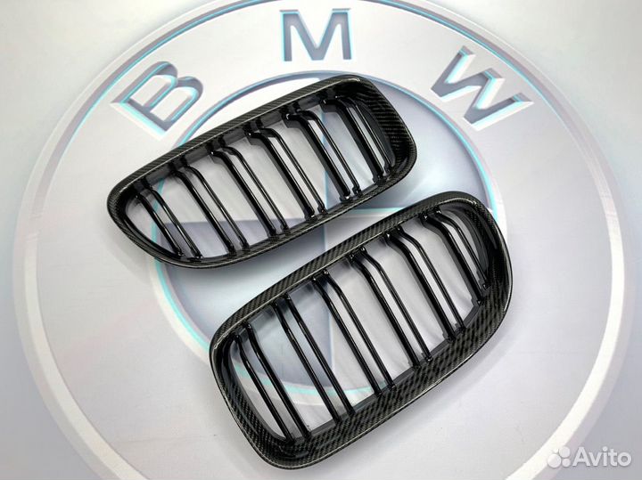 Решетка радиатора BMW E90 карбон рестайлинг M-Look