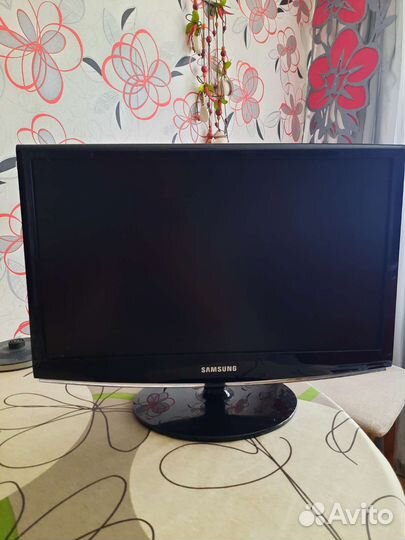 Монитор Samsung