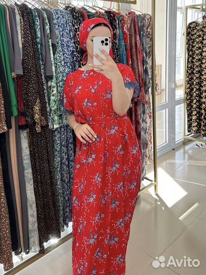 Платье с косынкой