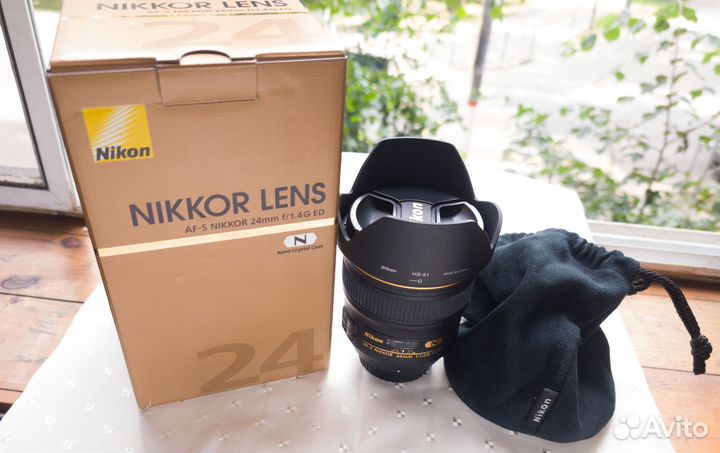 Nikon AF-S nikkor 24mm f/1.4G ED / HB-51