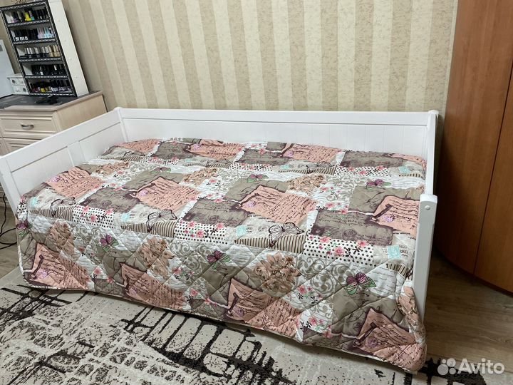 Двухъярусная кровать выдвижная