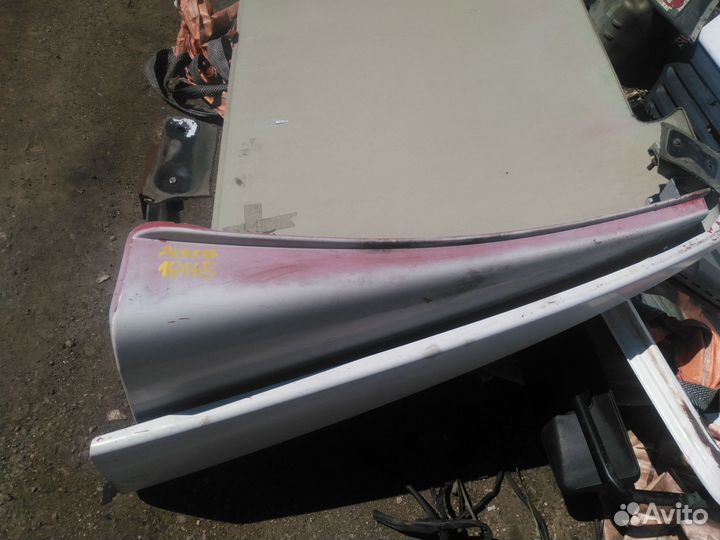 Спойлер кабины верхний - левый Mercedes Actros