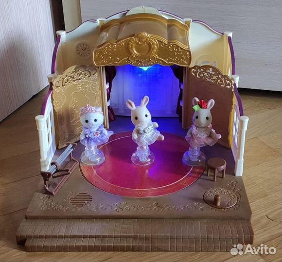 Набор Sylvanian Families Школа балета + балерины