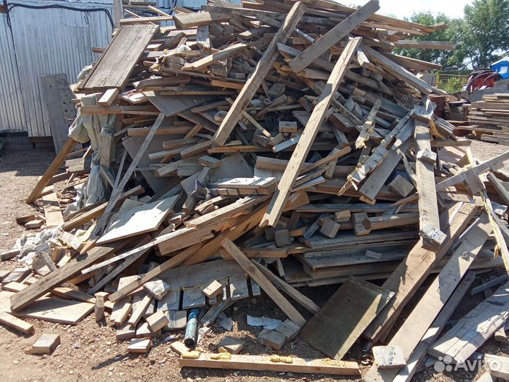Дрова,мусор,доски