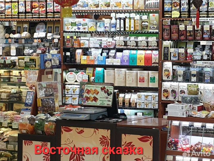 Продавец в ТЦ Палитра чайный отдел