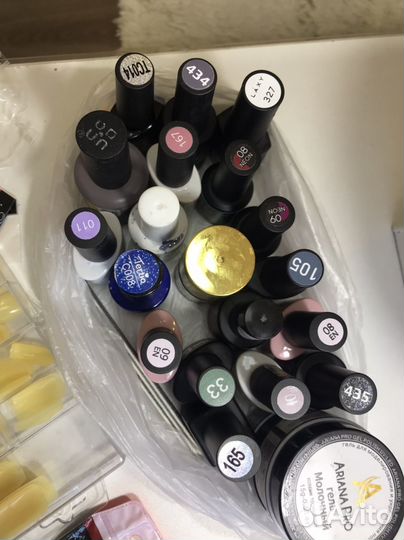 Продам стартовый набор гель-лаков для маникюра