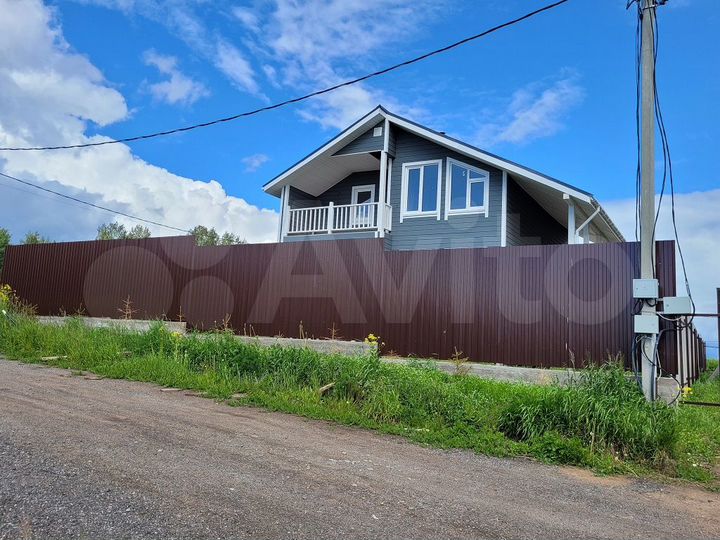 Дом 165 м² на участке 5 сот.