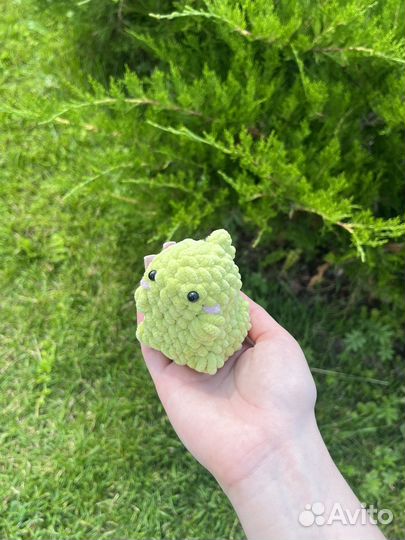 Вязаный динозавр