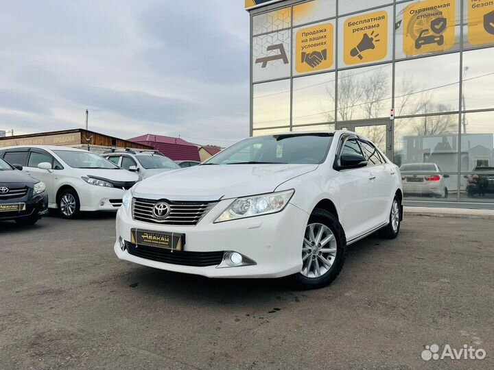 Toyota Camry 2.5 AT, 2011, 186 100 км