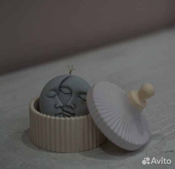 Гипсовые подсвечники и кашпо