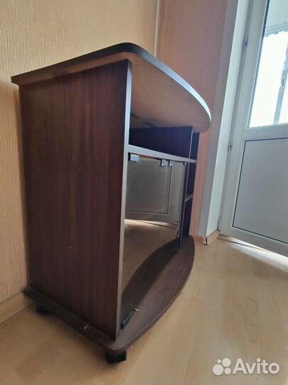 Тумба под телевизор