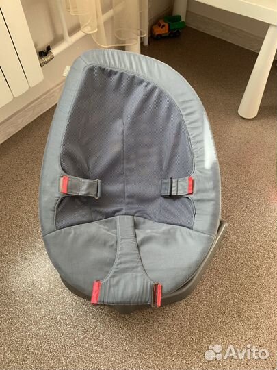 Кресло качалка nuna