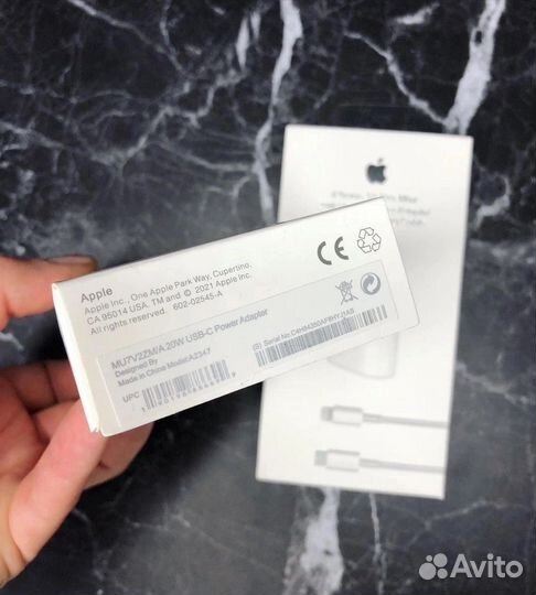 Зарядное устройство на iPhone