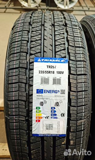 Triangle TR257 235/55 R18 100V