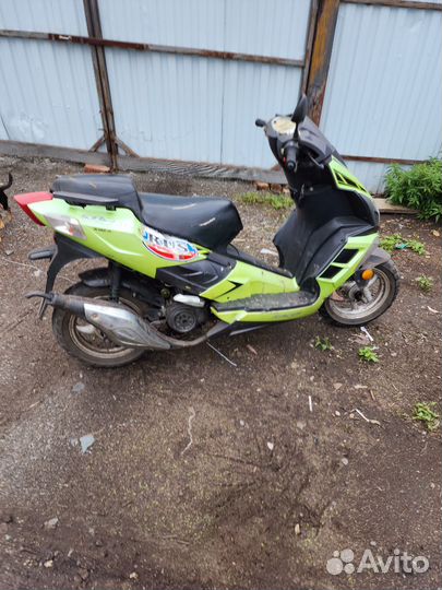 Скутер racer