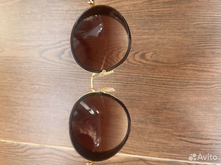 Солнцезащитные очки