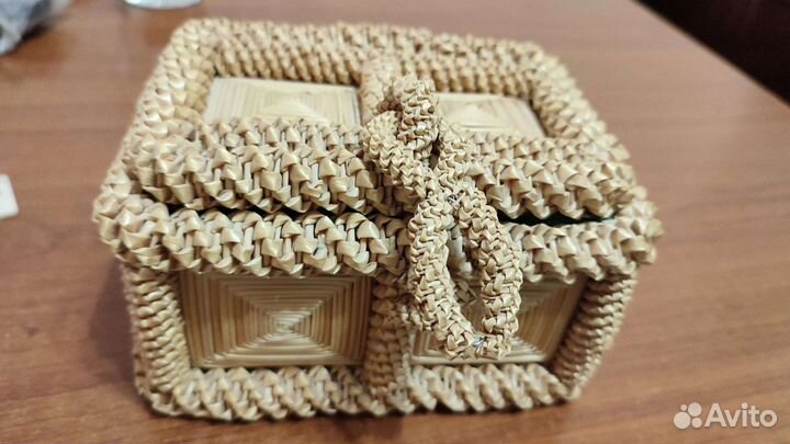 Шкатулка из соломки р-ром 14х11см