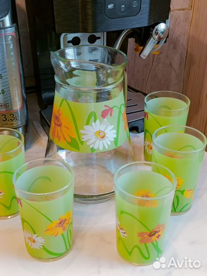 Набор кувшин и стаканы