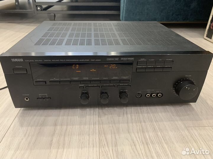 Усилитель Yamaha DSP-A590