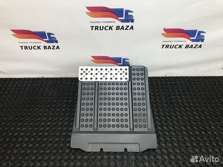 Крышка ящика акб Scania 6-series