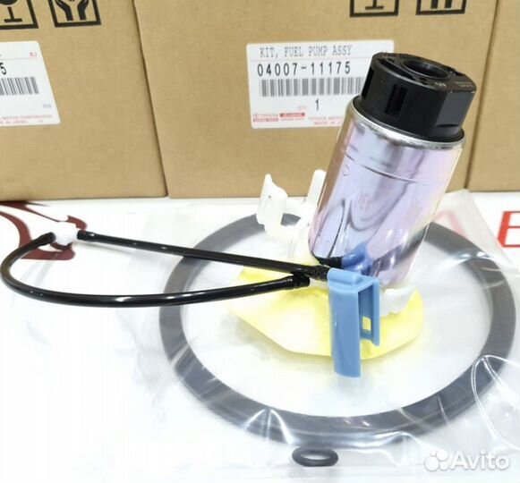 Toyota топливный насос 0400711175