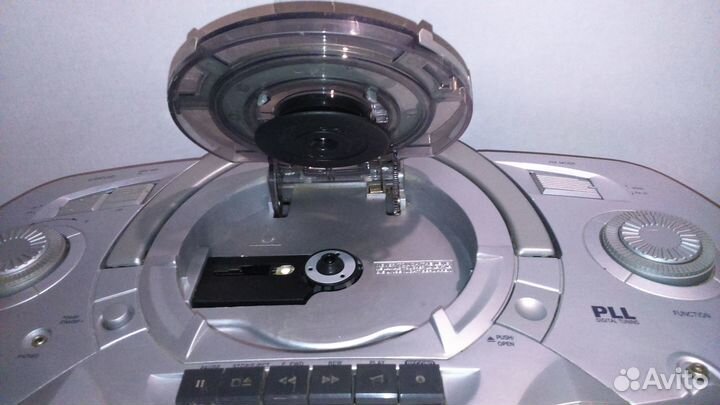 Магнитола Vitek VT-3474 в ремонт или на запчасти