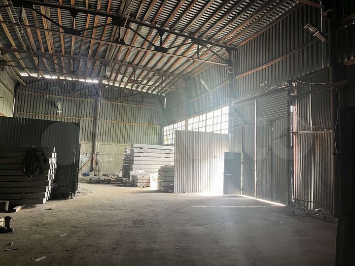 Склад, 700 м²