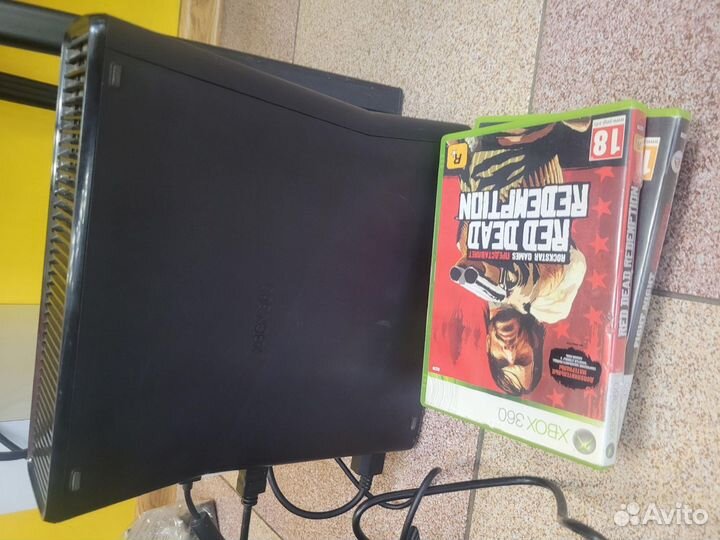 Игровая приставка Microsoft Xbox 360 S+Kinect